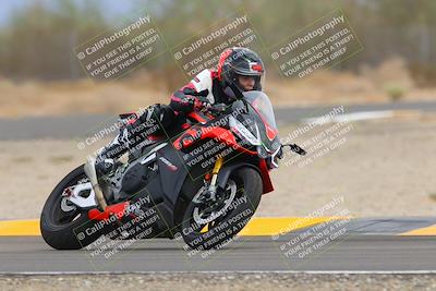 media/Sep-10-2022-SoCal Trackdays (Sat) [[a5bf35bb4a]]/Turn 6 (1140am)/